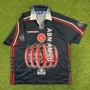 1997/1998 Uit