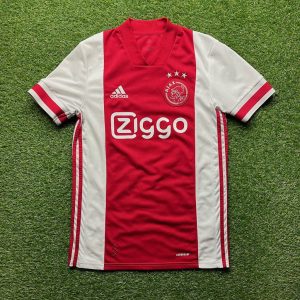 2020/2021 Thuis