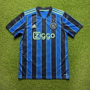 2021/2022 Uit