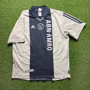 2001/2002 Uit