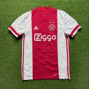 2020/2021 Thuis