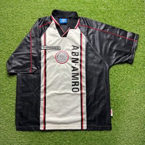 1998/1999 Uit