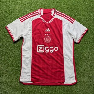 2023/2024 Thuis