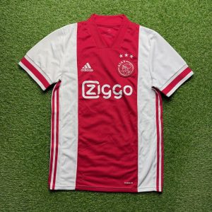 2020/2021 Thuis