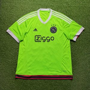 2015/2016 Uit