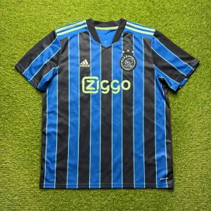 2021/2022 Uit