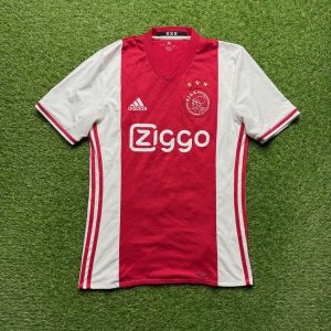 2016/2017 Thuis