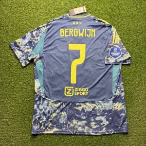 2024/2025 Uit #7 BERGWIJN