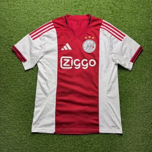 2025/2026 Thuis