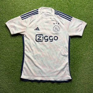 2023/2024 Uit